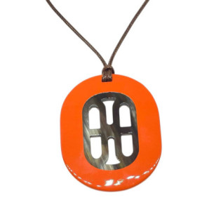 Sautoir en corne Soyang